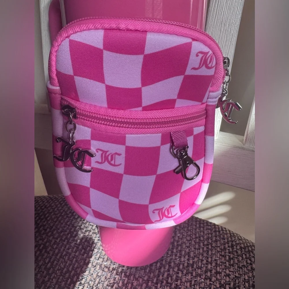 Juicy Couture Tumbler W/ Crossbody Pouch 40 oz.